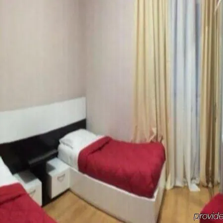 La Favorita Hotell 3*