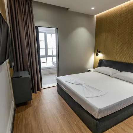 Hotell La Favorita 4*