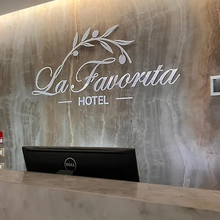 La Favorita ホテル 3*