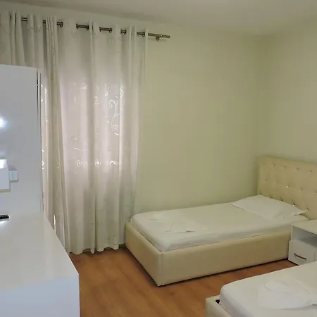La Favorita Hotell Tirana