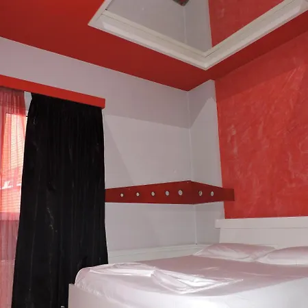 Hotell La Favorita Tirana